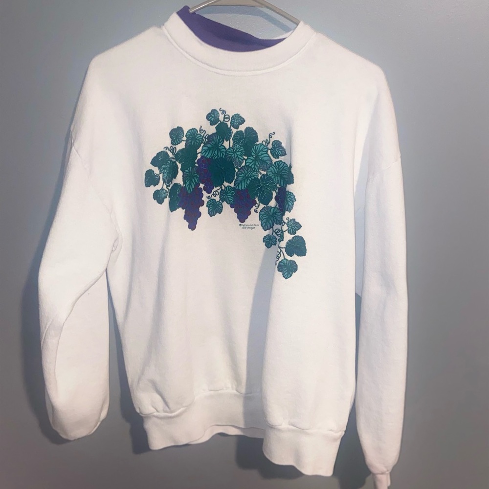 Retro grape top
